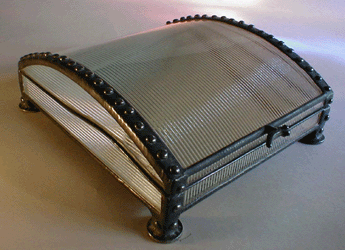 footed bow with linear glass pattern