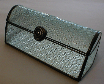 jewelry box with diamond glass